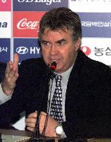 Hiddink formally takes over as S. Korean soccer coach